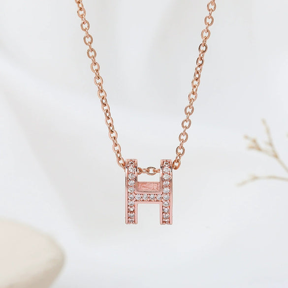 Wholesale Simple Classic Letter H Titanium Steel Necklace With Gold Inlaid Design