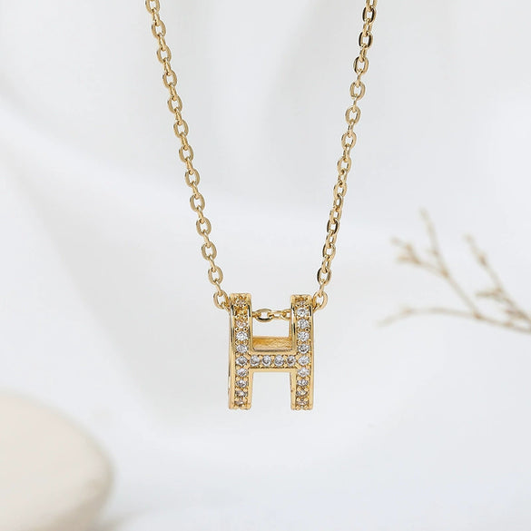 Wholesale Simple Classic Letter H Titanium Steel Necklace With Gold Inlaid Design