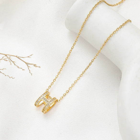 Wholesale Simple Classic Letter H Titanium Steel Necklace With Gold Inlaid Design