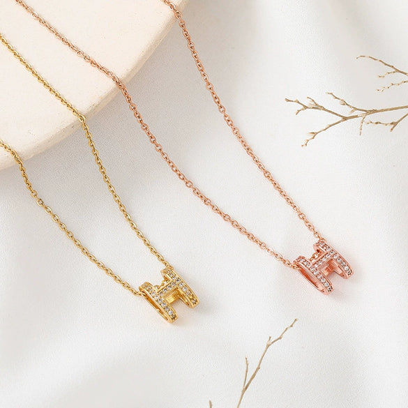 Wholesale Simple Classic Letter H Titanium Steel Necklace With Gold Inlaid Design