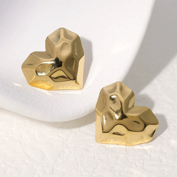 Wholesale Simple Cold Style Heartshaped Stainless Steel Electroplated Earrings For Women