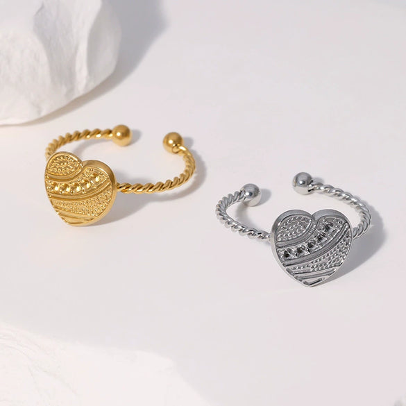Wholesale Simple Electroplated Stainless Steel Heart Shape Ring Jewelry For Women