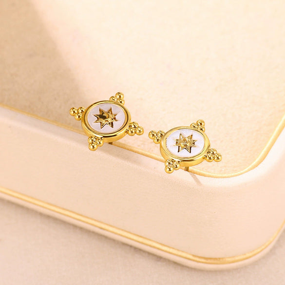 Wholesale Simple Elegant Geometric Star Copper Earrings With Electroplating Treatment