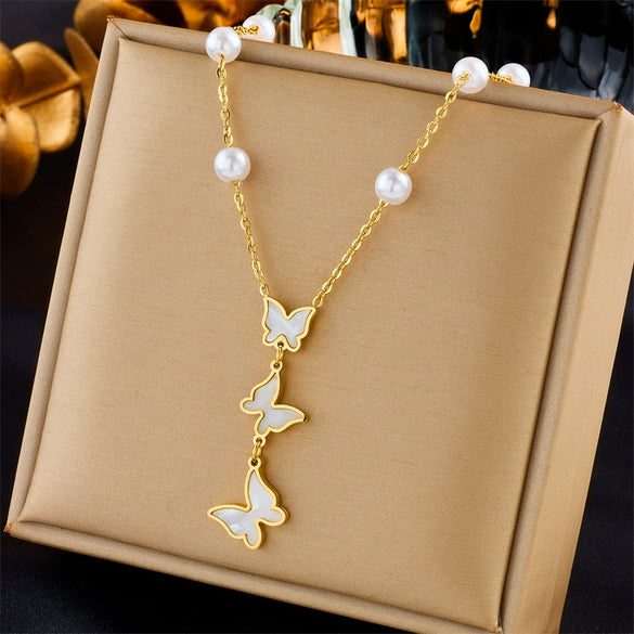Wholesale Simple Elegant Retro Titanium Steel Necklace With Pearl Butterfly Pendant Tassel Design Geometric Pattern Electroplating