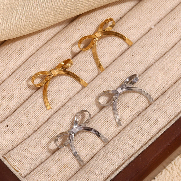 Wholesale Simple Elegant Stainless Steel 18K Gold Plated Niche Blade Chain Butterfly Bow Geometric Earrings For Women