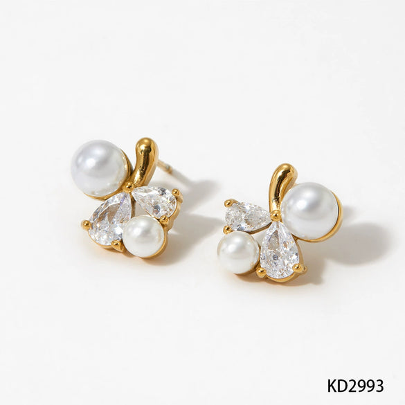 Wholesale Simple Flower Shaped Stainless Steel Inlaid Earrings With Pearl Zircon Electroplated