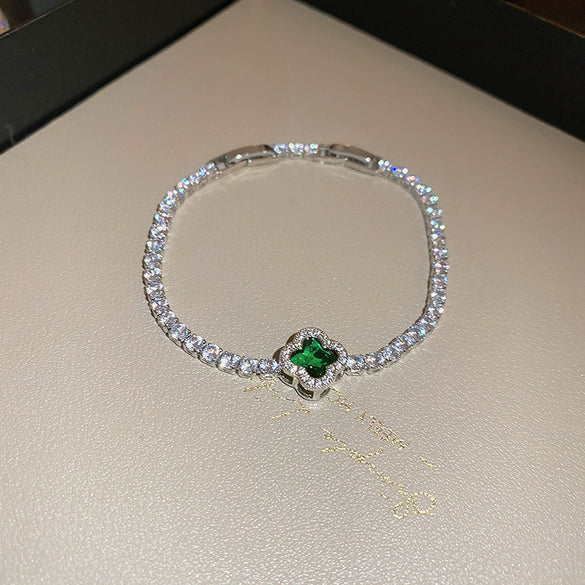 Wholesale Simple Flower Zircon Inlaid Copper Bracelet For Women With Geometric Styling And Light Luxury Niche Temperament