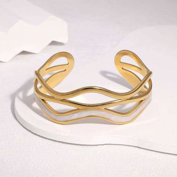 Wholesale Simple Geometric 18K Goldplated Stainless Steel Bracelet Highend Accessible Luxury Style
