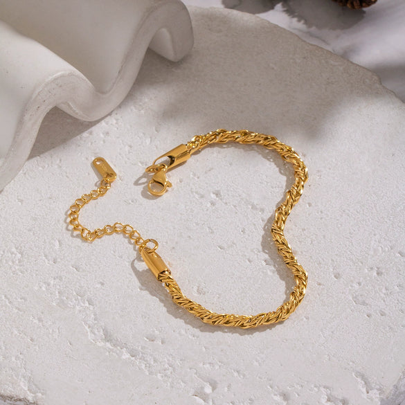 Wholesale Simple Geometric Stainless Steel Real Gold Plated Braided Chain Bracelet For Women