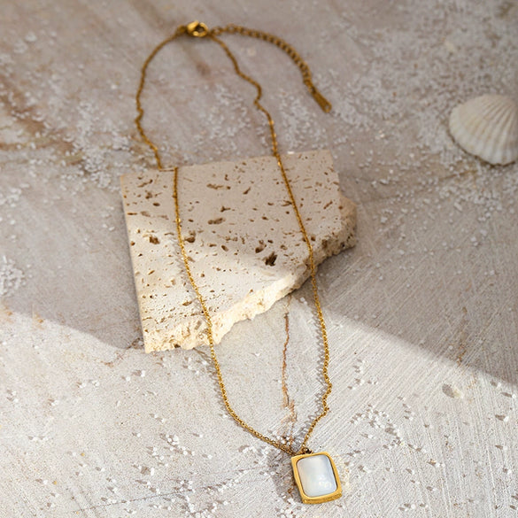 Wholesale Simple Geometric Titanium Steel Electroplated Oshaped Chain Necklace For Women