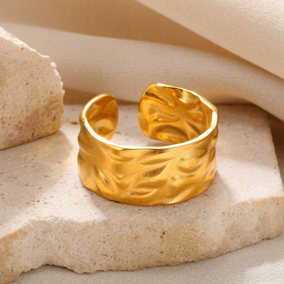 Wholesale Simple Geometric Widesided Stainless Steel Electroplated Ring For Men And Women Couples