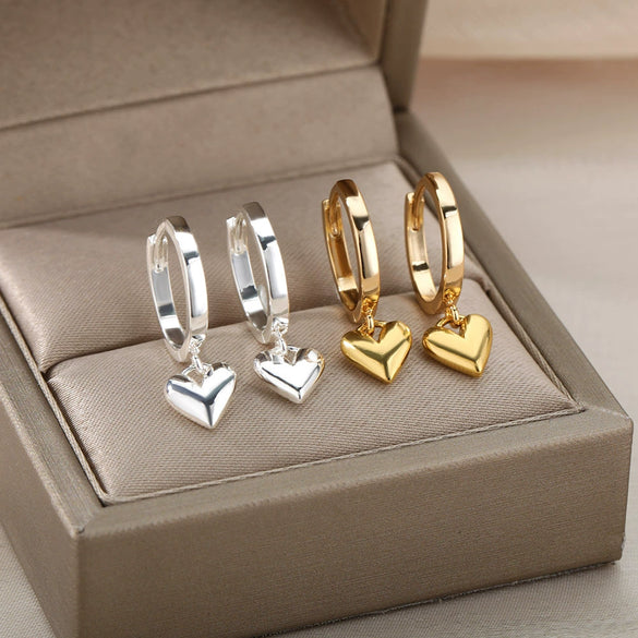 Wholesale Simple Heart Shaped Copper Earrings With 18K Gold Plated Zircon And Five Pointed Star Design Electroplated