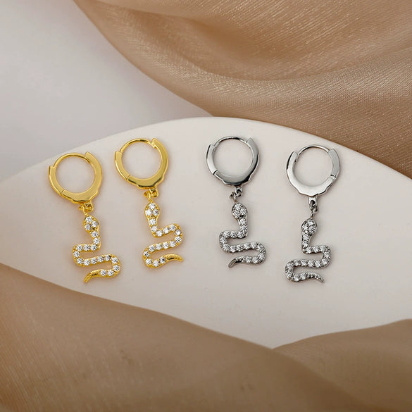 Wholesale Simple Heart Shaped Copper Earrings With 18K Gold Plated Zircon And Five Pointed Star Design Electroplated