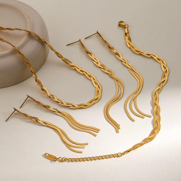 Wholesale Simple Ins Fashion Stainless Steel Braided Snake Bone Chain Jewelry With Electroplating Unisex Geometric Style