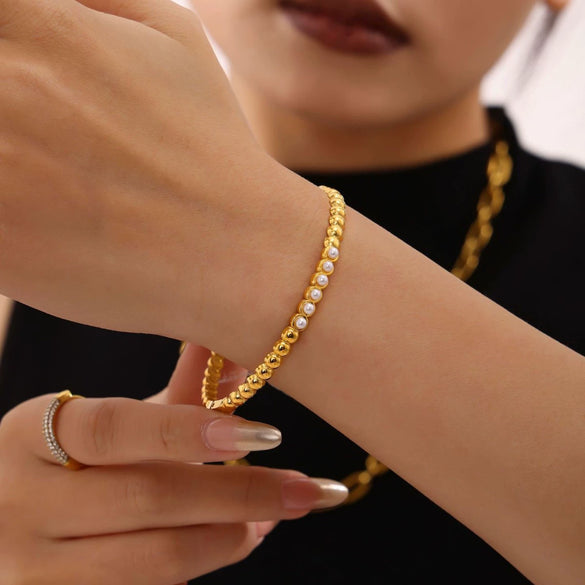 Wholesale Simple Light Luxury Hand Inlaid Stainless Steel Bracelet With Zircon Buckle And Geometric Style Electroplated