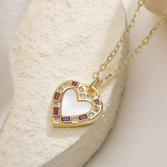 Wholesale Simple Retro Geometric Copper 18K Gold Plated Heart Pendant Necklace For Women