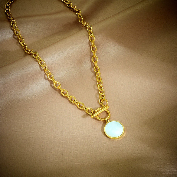 Wholesale Simple Retro Round Buckle Titanium Steel Chain Necklace With Geometric Pattern And Electroplating Treatment