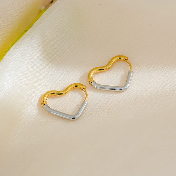 Wholesale Simple Stainless Steel Heart Shape Electroplating Women's Earrings