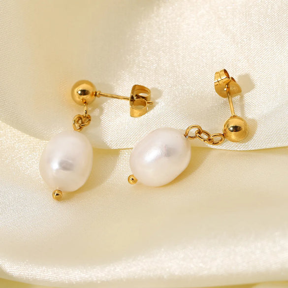 Wholesale Simple Stainless Steel Pearl Pendant Earrings Nihaojewelry