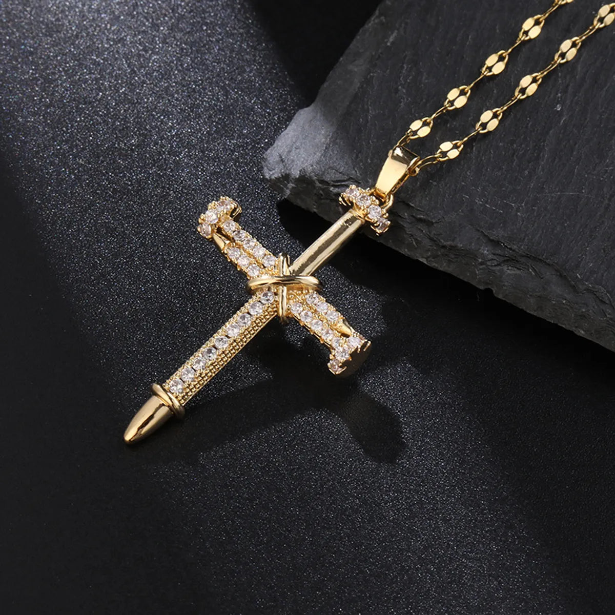 Wholesale Simple Style Classic Style Cross Titanium Steel Inlay Rhinestones Pendant Necklace