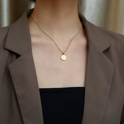 304 Stainless Steel 18K Gold Plated Simple Style Commute Inlay Solid Color Zircon Pendant Necklace