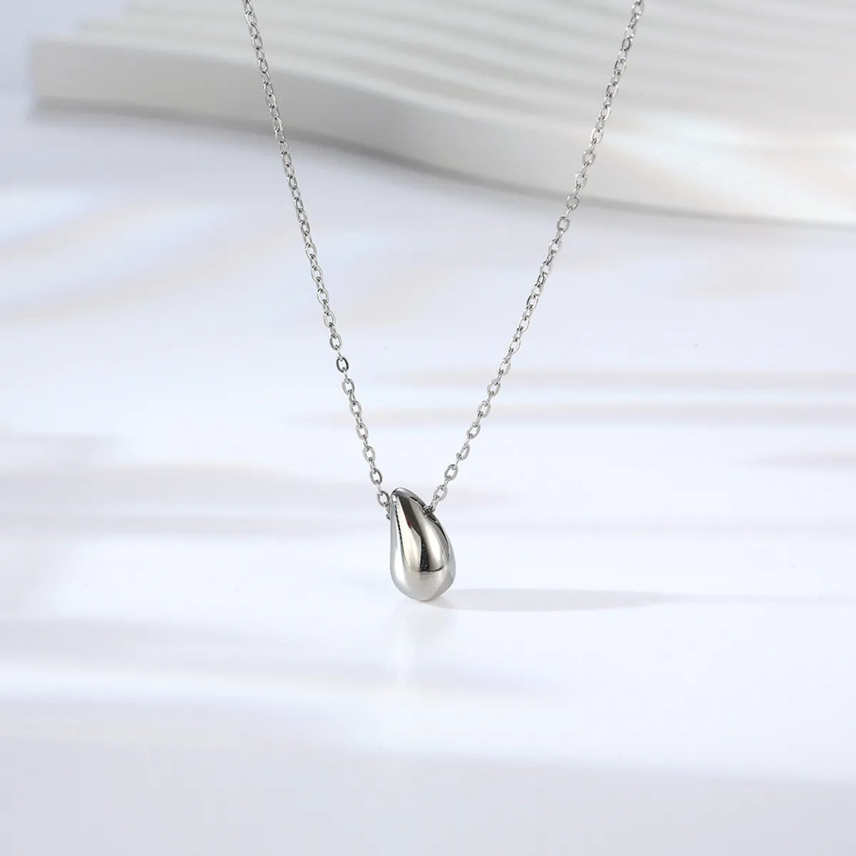 Wholesale Simple Style Commute Water Droplets Titanium Steel Plating Pendant Necklace