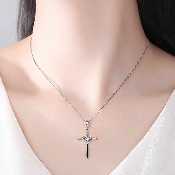 Wholesale Simple Style Cross Heart Shape Sterling Silver Zircon Pendant Necklace