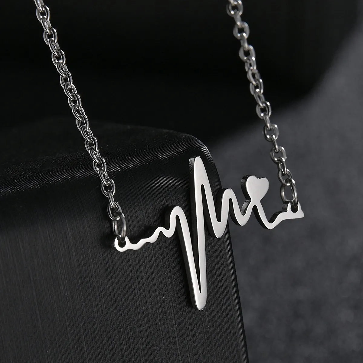 Wholesale Simple Style Electrocardiogram Titanium Steel 18k Gold Plated Silver Plated Necklace