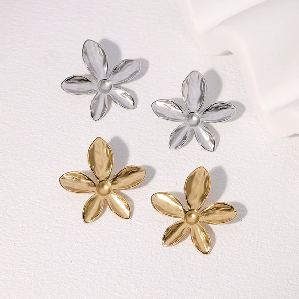 Wholesale Simple Style Flower Pattern Stainless Steel Earrings For Women Vacuum Electroplated 18K Gold Non Fading