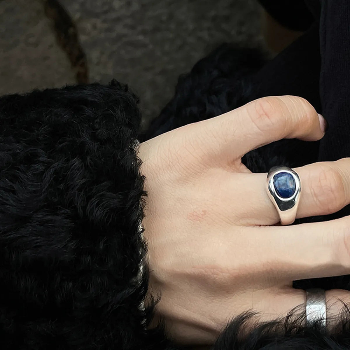 Wholesale Simple Style Geometric Copper Plating Inlay Silver Plated Lapis Lazuli Open Rings