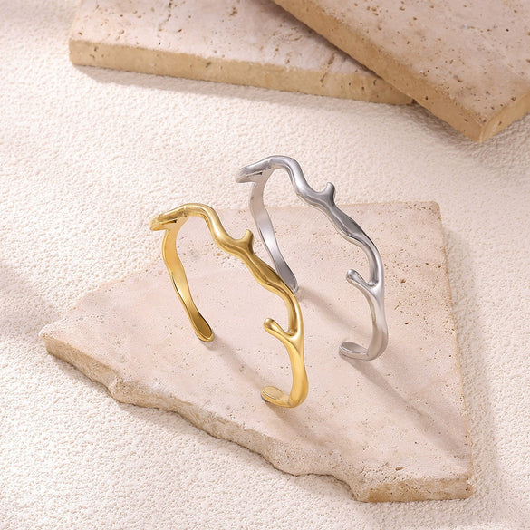 Wholesale Simple Style Irregular Circle Stainless Steel Goldplated Women's Bracelet