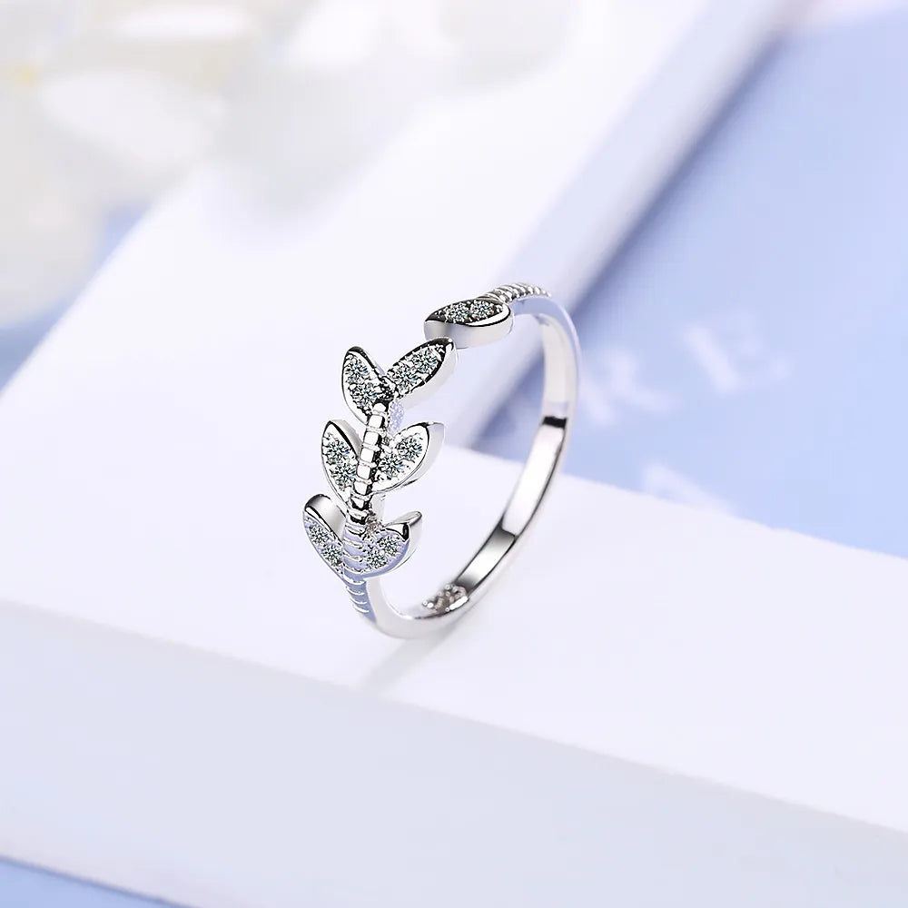 Wholesale Simple Style Leaf Copper Inlay White Gold Plated Zircon Open Rings