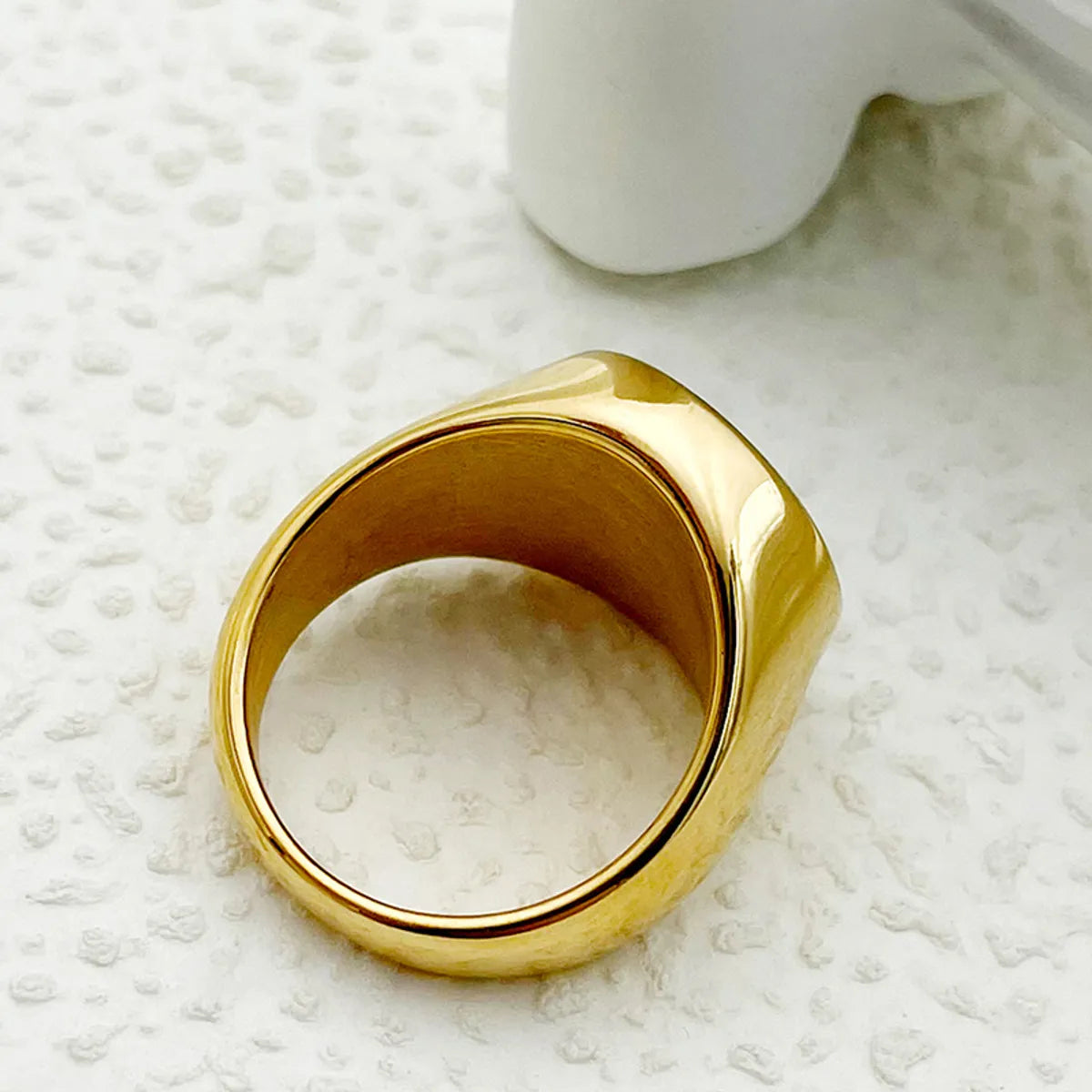 304 Stainless Steel Gold Plated Simple Style Roman Style Commute Plating Inlay Round Turquoise Rings