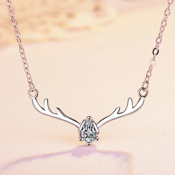 Wholesale Simple Style Solid Color Copper Inlay Rhinestones Pendant Necklace