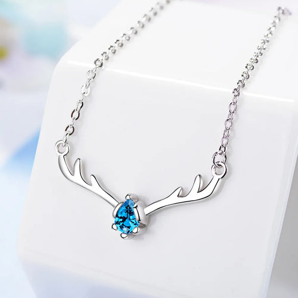 Wholesale Simple Style Solid Color Copper Inlay Rhinestones Pendant Necklace