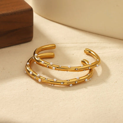 Wholesale Simple Style Solid Color Stainless Steel Polishing Plating Inlay 18k Gold Plated Pearl Zircon Bangle