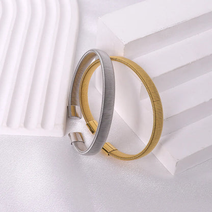 Wholesale Simple Style Solid Color Titanium Steel Plating Bangle