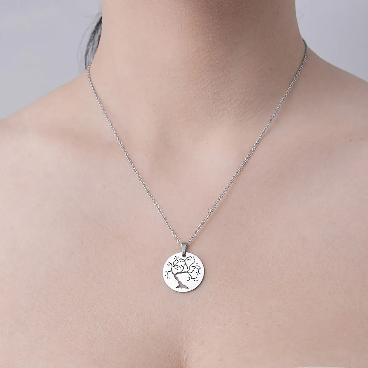 201 Stainless Steel Simple Style Polishing Plating Tree Snowflake Skull Pendant Necklace