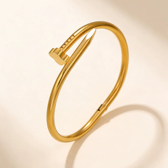 Wholesale Single Row Diamond Four Leaf Clover Nail Stainless Steel Titanium Steel 18K Gold Plated Bracelet