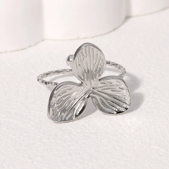 Wholesale Small Fresh Leaf Stainless Steel Open Ring Electroplated