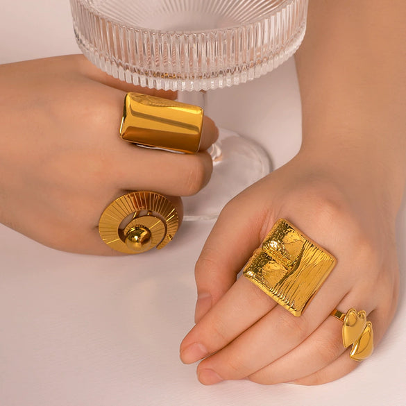Wholesale Smooth Oversized Geometric Square Conch Stainless Steel Ring With 18K Furnace Vacuum Plating For Women