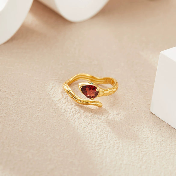 Wholesale Snake Finger Ring S925 Sterling Silver 18K Gold Natural Color Energy Crystal Jewelry Geometric Style Set With Gems