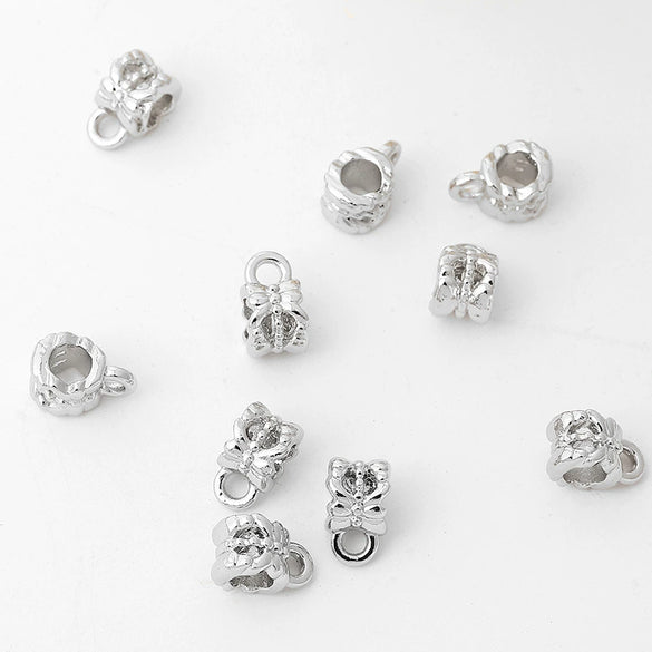 Wholesale Spacer Beads Alloy 18K Goldfilled Hollow Flower Shaped Electroplating Minimalist Diy Pendant