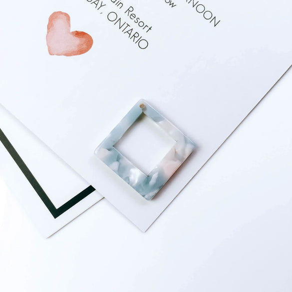 Wholesale Square Acrylic And Resin Earrings Pendant Jewelry Accessories With Dripping Glue Treatment