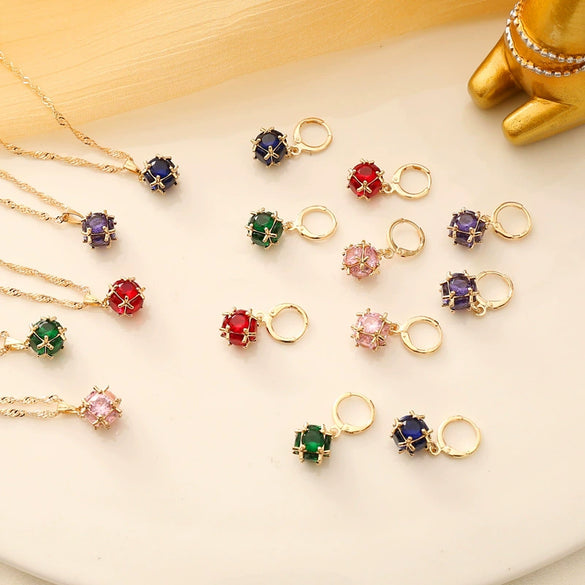 Wholesale Square Crystal Necklace For Women With Water Wave Chain Natural Style Artificial Crystal Pendant