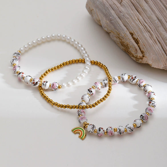Wholesale Stackable Elastic Cord Bracelet With Floral Beads And Geometric Pendant For Women Stainless Steel Electroplated