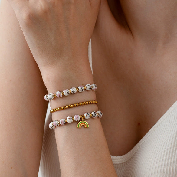 Wholesale Stackable Elastic Cord Bracelet With Floral Beads And Geometric Pendant For Women Stainless Steel Electroplated