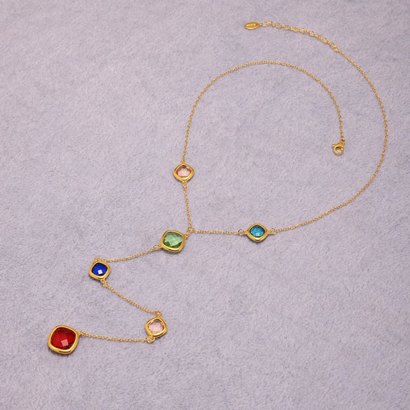 Wholesale Stainless Steel And Czech Glass Geometric Light Luxury Niche Necklace 18K Gold Plated