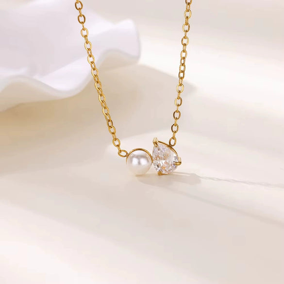 Wholesale Stainless Steel And Imitation Pearl Water Drop Clavicle Necklace Electroplated For Women