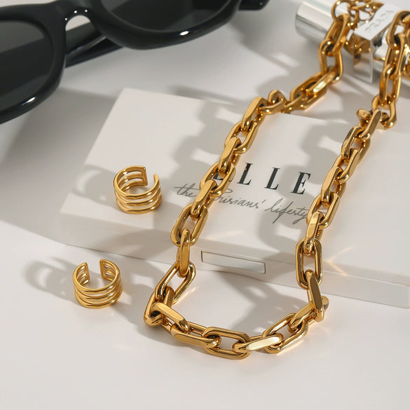 Wholesale Stainless Steel And Titanium Steel Chain Necklace With Geometric Style And Electroplating Treatment For Women